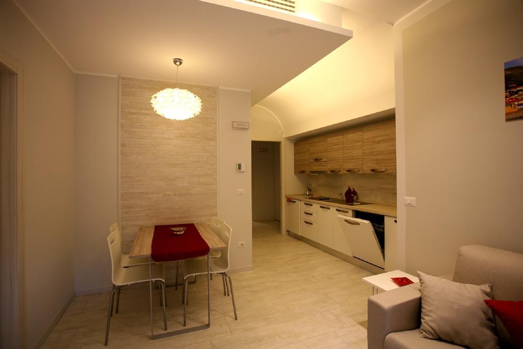 Nina Casa Vacanze Finale Ligure Phòng bức ảnh